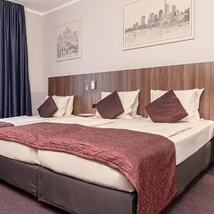 3* Otel Ramada By Wyndham Frankfurt Station