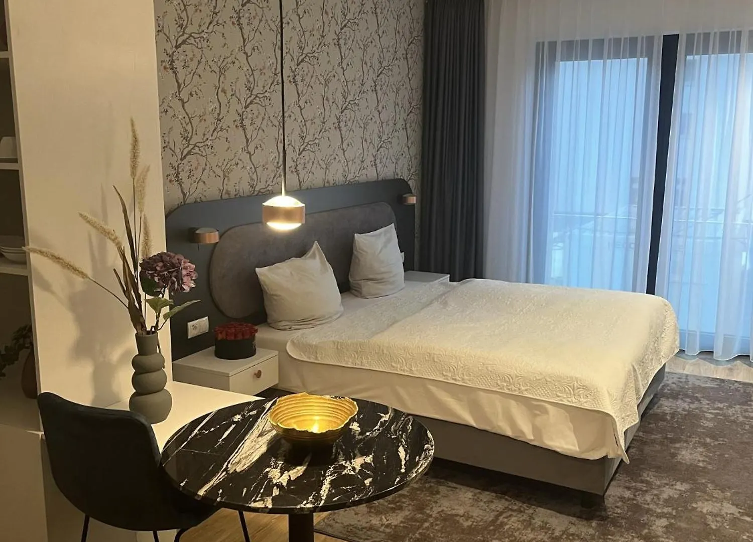 フランクフルト Maseven Frankfurt Messeアパートホテル